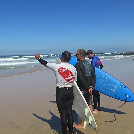Surfivor Surf Hostel *